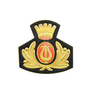 Venta caliente Insignias bordadas a granel Tela suave Nuevo diseño Insignias bordadas - Product Image 1