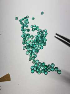 Émeraude brésilienne naturelle ronde à facettes mélange calibré taille étape coupe émeraude pierre précieuse pour bijoux fins - Product Image 2