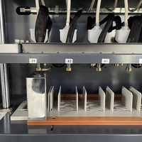 Équipement de formation de batteries à pression négative, testeur de capacité de tri des cellules lithium-ion pour les tests de batteries prismatiques