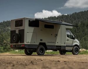 Camping-car confortable pour voyages, camping et itinérances urbaines, type caravane mobile - Product Image 5