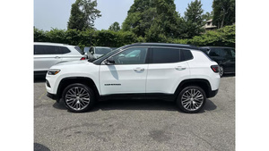 Jeep Compass Limited 4WD 2022, Usado en Excelentes Condiciones - Product Image 6