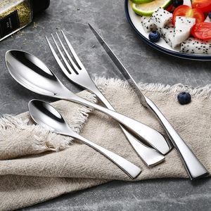 Juego de Cubiertos Clásicos de Acero Inoxidable Pulido a Mano para Cocinas Modernas, Restaurantes y Hogares, Colección 2 Brother's - Product Image 1