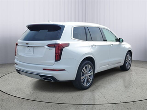 2023 X T6 Premium Luxury AWD, Asientos de Cuero Automáticos, Volante a la Izquierda, SUV R18, Título Limpio, Sin Accidentes, Bajo Kilometraje - Product Image 3