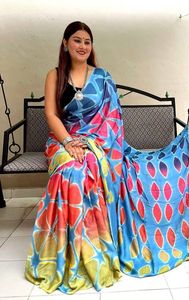 Nueva Colección de Saris Étnicos Suaves de Diseñador con Borde de Estampado Digital Ajrakh y Pallu Rico con Blusa en Contraste - Product Image 6