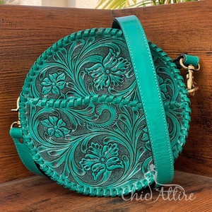 Célèbre marque populaire Turquoise usiné à la main en cuir rond bandoulière sac à main pour femmes en cuir véritable luxe Designer cantine sac - Product Image 1