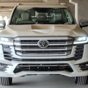 SUV Usado Barato 2022 GCC R20 AWD con Asientos de Cuero, Aire Acondicionado, Automático, Volante a la Izquierda, Neumáticos R18, Sedán Euro IV - Product Image 1
