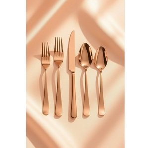 Ensemble de couverts en acier inoxydable fini en cuivre, élevant chaque table avec éclat, sophistication et savoir-faire inégalé - Product Image 1