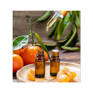Aceite esencial de mandarina pura 100% Aceite de aromaterapia natural para relajación, alivio del estrés y cuidado de la piel - Product Image 1