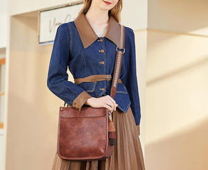 กระเป๋าถือดีไซน์เนอร์สำหรับผู้หญิงกระเป๋าโท้ทสะพายข้างหนังแท้แฟชั่นมีสไตล์ส่วนตัวสำหรับผู้หญิงโลโก้ตามสั่ง - Product Image 3