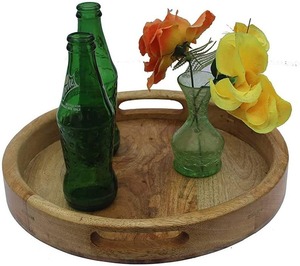 Plateau rond en bois fait à la main pour le rangement, le service et la décoration - Product Image 1