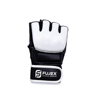 Los mejores guantes de agarre MMA de medio dedo personalizados de cuero PU genuino hechos en Pakistán para artes marciales y entrenamiento de boxeo - Product Image 2