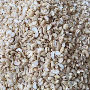 Meilleurs prix des noix de cajou dans le monde entier, noix de cajou W180, Vietnam Santigo, exportées vers l'Asie, l'UE, le Moyen-Orient - Product Image 1