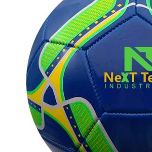 Ballon d'entraînement de football Matériau PU à des fins d'entraînement avec conception personnalisée et logo personnalisé par Next Tech Industries - Product Image 4