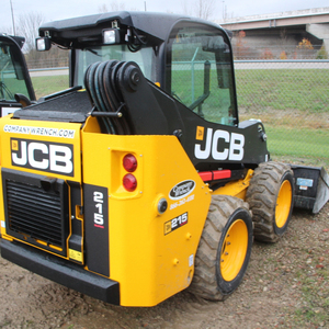 Minicargadora JCB 215 al por mayor, precio de fábrica | Minicargadora compacta de la mejor calidad para proyectos de carreteras, granjas y construcción - Product Image 1