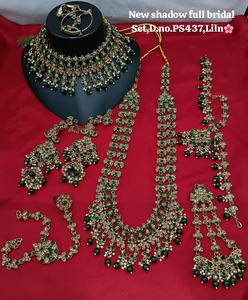 Ensemble de collier ras du cou ethnique plaqué or pour mariée, boucles d'oreilles, maang tikka, bijoux tendance faits à la main pour mariage, fiançailles, anniversaire - Product Image 2