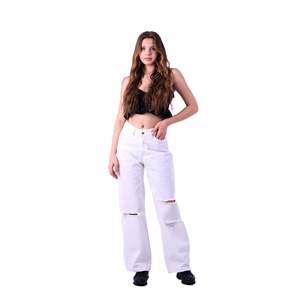 Pantalons en jean déchirés de style palazzo pour femmes - Product Image 2
