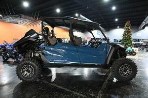 Wolverine RMAX4 1000 Limited 2025-2026, propre et impeccable, prêt à être exporté dans le monde entier - Product Image 4