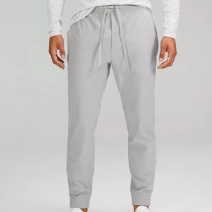 กางเกงจ็อกเกอร์ผ้าคอร์ดูรอยสไตล์วินเทจคุณภาพสูงสำหรับผู้ชาย ดีไซน์ใหม่ พร้อมปักโลโก้ตามสั่ง จากบังกลาเทศ - Product Image 6