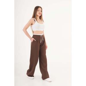 Pantalones de Mujer LUSTRIN de Cintura Alta con Doble Banda en Color Marrón - Elegantes Pantalones de Mezcla de Poliéster y Elastano para Boutique - Product Image 5