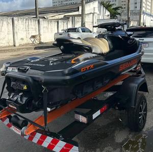 Nouveau jet ski 1400cc avec moteur 4 temps de 115 ch. - Product Image 5