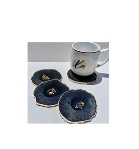 Hermoso juego de posavasos de resina hechos a mano para decoración del hogar, elaborados con material duradero, ideales para regalar. - Product Image 1