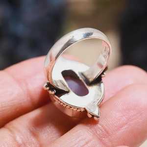 Anillo de ópalo lechoso hecho a mano, joyería de plata de ley, piedra de nacimiento de octubre, regalo para mujeres, elegante y único - Product Image 2