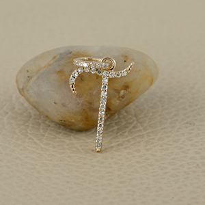 Pendentif T Initial en or massif 14k, petit bijou en T, pendentif unisexe - Product Image 1