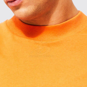 เสื้อยืดโอเวอร์ไซส์ผู้ชายมีตัวเลือกการพิมพ์โลโก้ - Product Image 3