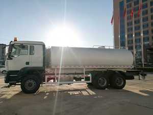 MEILLEURE OFFRE Camion-citerne d'eau d'occasion SINOTRUK HOWO T-X 6x4 20 CBM - Product Image 3