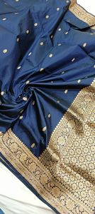 Saris de brocado de seda pura hechos a medida con diseño de borde negro en diseño de hoja de color naranja de 5 metros de longitud para tiendas de saris - Product Image 5