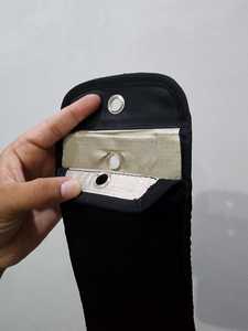 Bolsas móviles de neopreno de la mejor calidad con NFC RFID que bloquea las cubiertas baratas del teléfono - Product Image 4