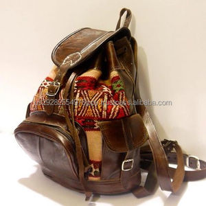 Sac à dos de voyage unisexe en cuir véritable fait main, style classique, durable, avec poignée souple et roulettes intégrées, fermeture éclair - Product Image 3