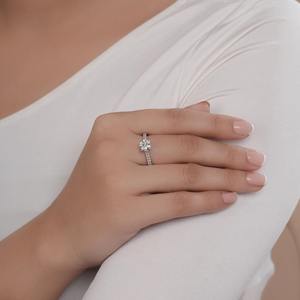 Anillo de Compromiso con Diamante Redondo, Diamantes Cultivados en Laboratorio Certificados F VVS1 VVS2, Anillo Solitario con Corte Redondo, Anillo de Promesa - Product Image 4