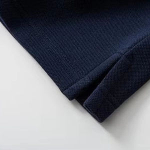 Polo para hombre con logotipo personalizado 100% algodón Color sólido Casual manga corta diseño bolsillo frontal transpirable - Product Image 5