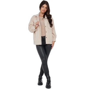 Chaquetas Sherpa de Alta Calidad para Mujer, Chaquetas de Invierno con Logotipo Personalizado para Mujer, Chaquetas Cortavientos de Diseño Personalizado para Mujer - Product Image 2