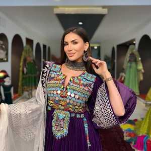 Vente chaude Premium Qualité Afghan Kuchi Robe pour Femmes Femmes De Noce Porter Dentelle Bouton Décoration Taille Naturelle - Product Image 3