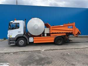 2005 M-ERCEDEZ B-ENZ AXOR 1828 ESPIRÍDOR DE GRAVA Y ASFALTO - Product Image 2