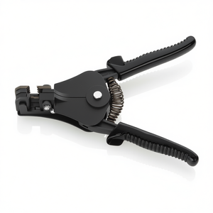 เครื่องมือปอกฉนวนคิปเพ็กซ์พร้อมด้ามจับเคลือบสีดำ ใบมีดแบบปรับได้ ด้ามจับพลาสติก กรรไกรและมีดตัด - Product Image 3