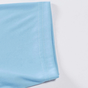 T-shirts vierges confortables col en V avec logo personnalisé col en V solide vêtements de sport de fitness à séchage rapide t-shirts unis décontractés personnalisés - Product Image 3