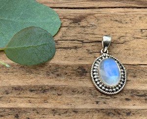 Elegante collar con colgante de piedra lunar arcoíris de corte ovalado de Plata de Ley 925 para mujer, regalo perfecto, dijes, cadena de eslabones, joyería para mujer - Product Image 4
