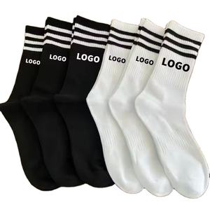 Chaussettes de sport de cyclisme unisexes avec logo personnalisé, 100% coton tricoté, hauteur mi-mollet avec logo brodé sur le revers, faible MOQ pour hommes et femmes - Product Image 2
