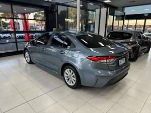 Auto Usado 2025, Sedán Deportivo a Gasolina, Motor Turbo 4.1-6L, Automático, Asientos de Cuero, Techo Panorámico, Cámara Trasera 360, Euro IV Eco - Product Image 4