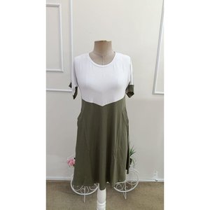 Women's Short-Sleeved Crew Neck Two-Tone <b>Viscose</b> <b>Dress</b> with Geometric Detail at the Front, 36116 - Khaki - Product Image 4