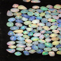 Opale naturelle de qualité supérieure certifiée IGI avec jeu de couleurs et éclat de feu - Pierre précieuse multicolore (697 carats) pour la fabrication de bijoux