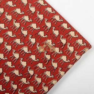 Tela 100% orgánica india Bagru con estampado de camello hecho a mano con técnica de bloques, para ropa y decoración del hogar. - Product Image 4