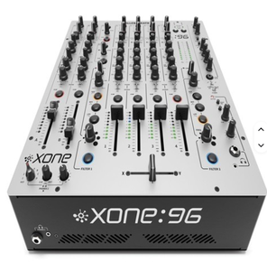 NOUVEAU en STOCK A_llen & Heath Xone96 Table de mixage DJ analogique avec interface audio - Product Image 1