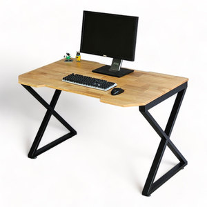 Mesa de Juego XConcept GD68073 de 120x70cm con Patas de Hierro Ensambladas, Escritorio para PC de Madera de Caucho con Función LED - Product Image 1