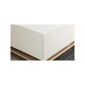 Placas de yeso de calidad de exportación con acabado liso resistente al calor Opciones de tamaño flexible utilizadas para paredes divisorias y techos falsos - Product Image 6