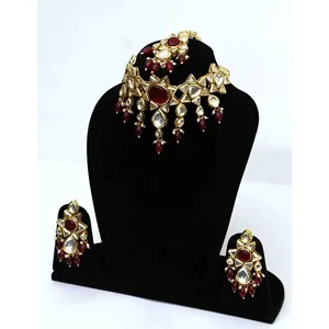 Parure de bijoux de luxe pour femme, collier ras-du-cou, boucles d'oreilles et Maang Tikka en zircon polki marron, plaqué or, forme XOXO - Product Image 2