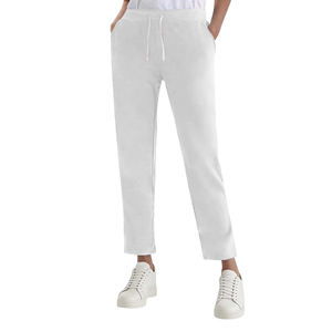 Pantalon de jogging décontracté pour femmes, coupe moderne et douce, design élégant, poches profondes, tissu lisse, cordon de serrage réglable - Product Image 6